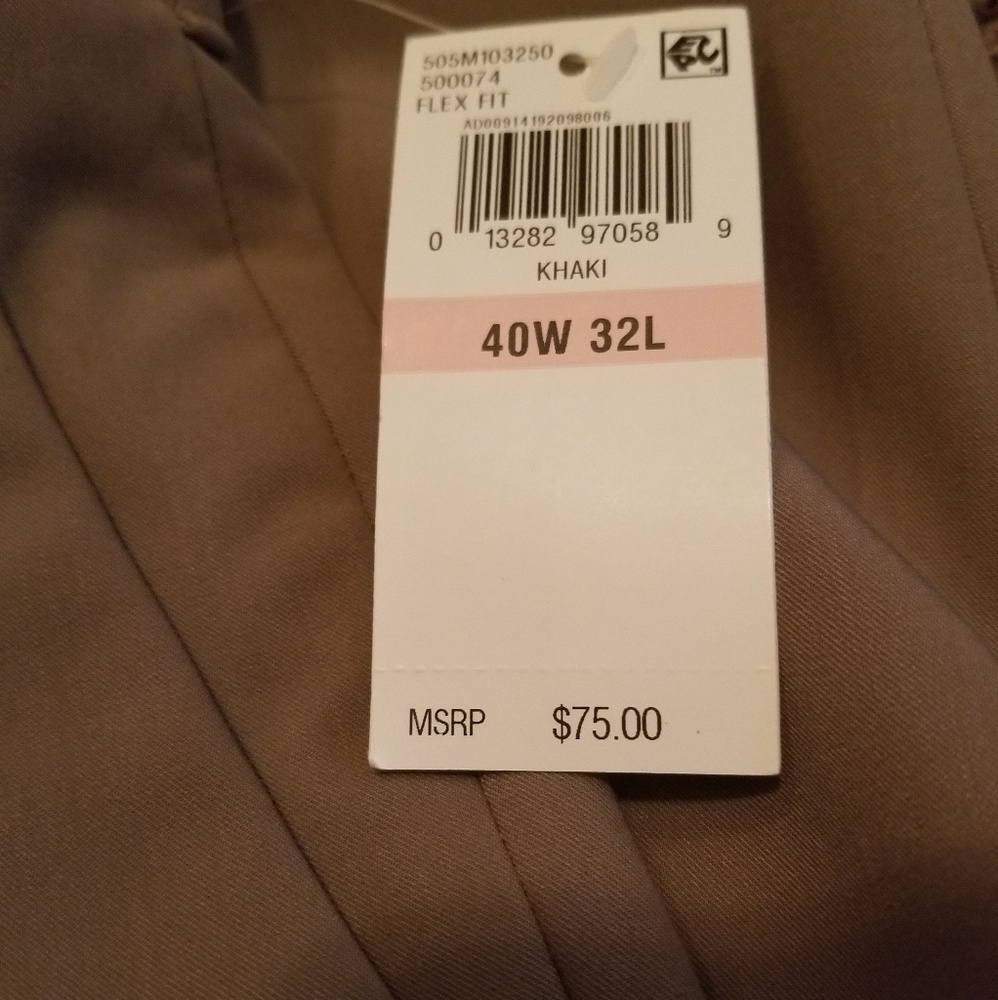 Van Heusen slacks size 40×32. NWT. - Picture 5 of 5